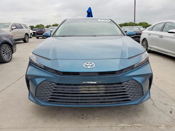 2025 TOYOTA CAMRY