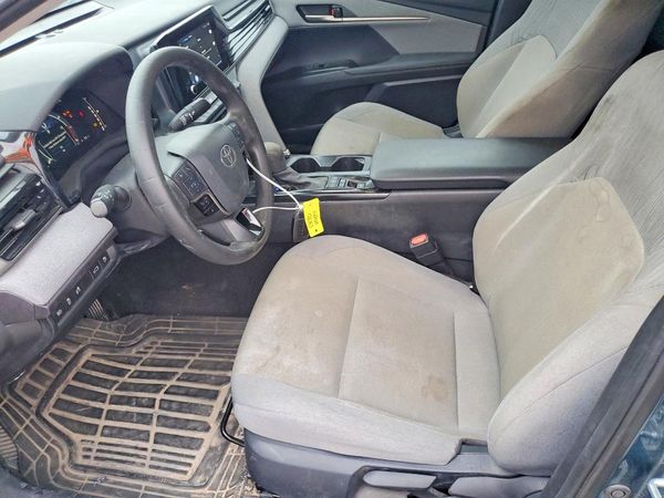 2025 TOYOTA CAMRY