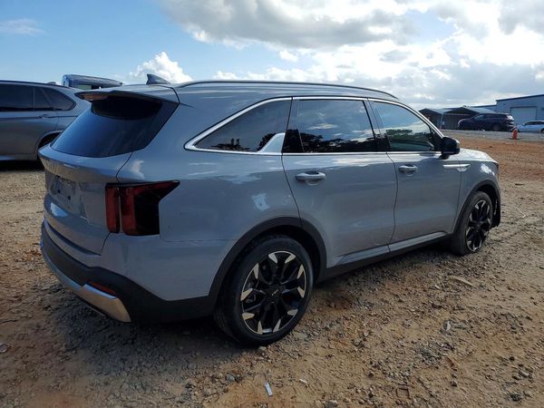 2025 KIA SORENTO