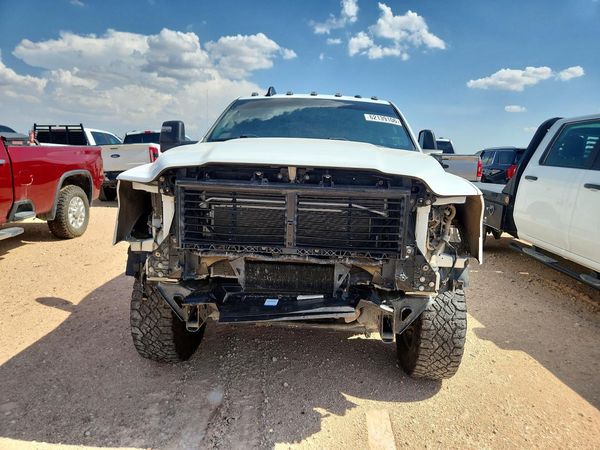 2024 RAM 3500 TRADESMAN CREW CAB 4X4