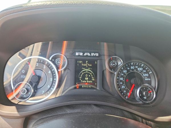 2024 RAM 3500 TRADESMAN CREW CAB 4X4
