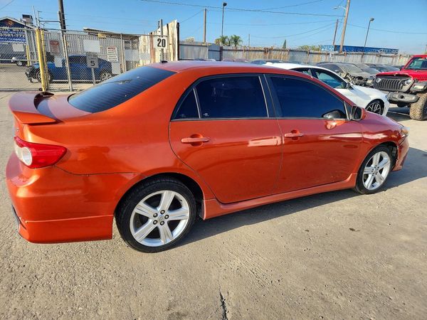 2013 TOYOTA COROLLA