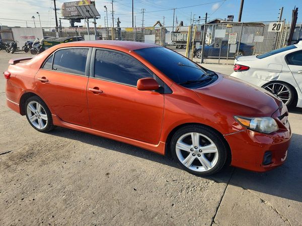 2013 TOYOTA COROLLA