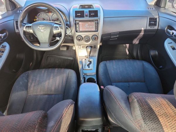 2013 TOYOTA COROLLA