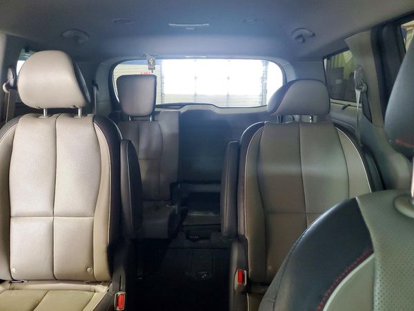 2016 KIA SEDONA EX - Middle level