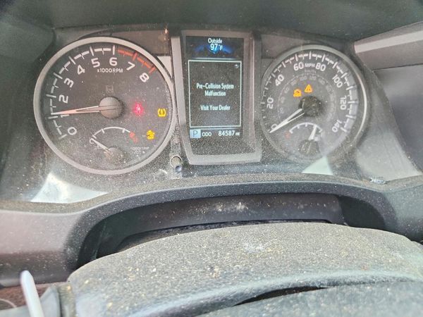 2021 TOYOTA TACOMA SR5