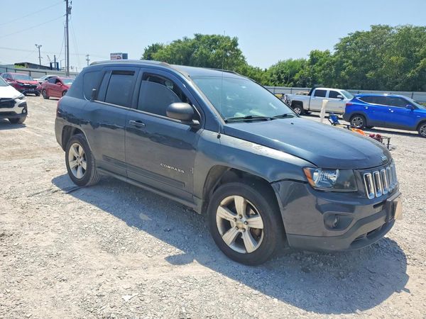 2014 JEEP COMPASS Sport — Passenger 3/4