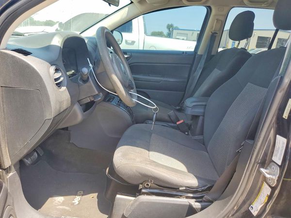2014 JEEP COMPASS Sport — DENT