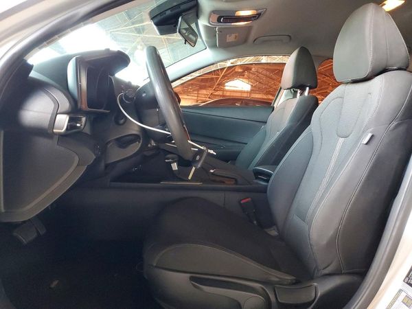 2021 HYUNDAI ELANTRA