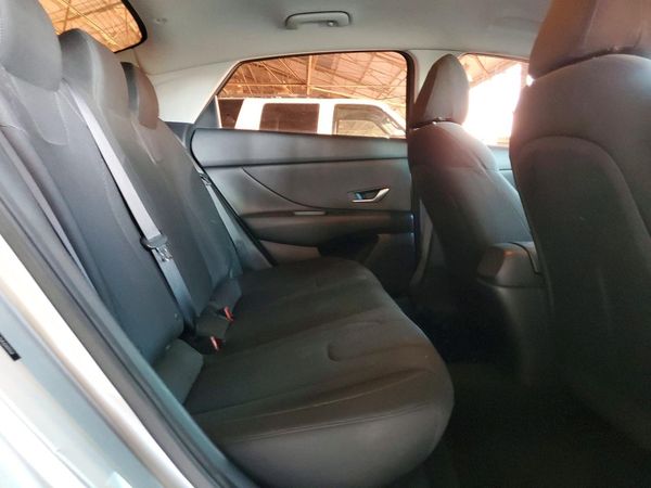 2021 HYUNDAI ELANTRA