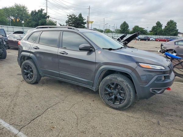 2016 JEEP CHEROKEE TRAILHAWK 4X4