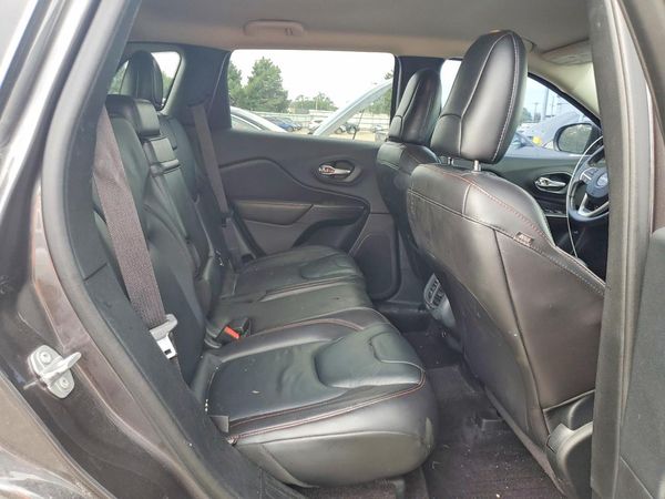 2016 JEEP CHEROKEE TRAILHAWK 4X4