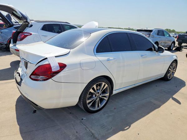 2018 MERCEDES-BENZ C C300