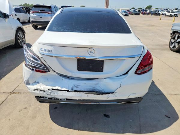 2018 MERCEDES-BENZ C C300