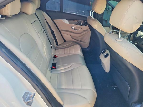 2018 MERCEDES-BENZ C C300