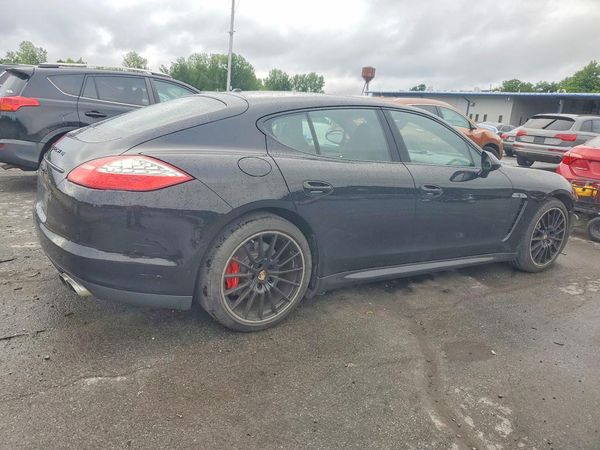 2012 PORSCHE PANAMERA