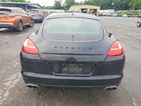 2012 PORSCHE PANAMERA