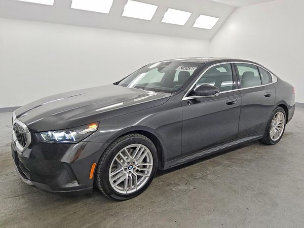 2025 BMW 530 xDrive