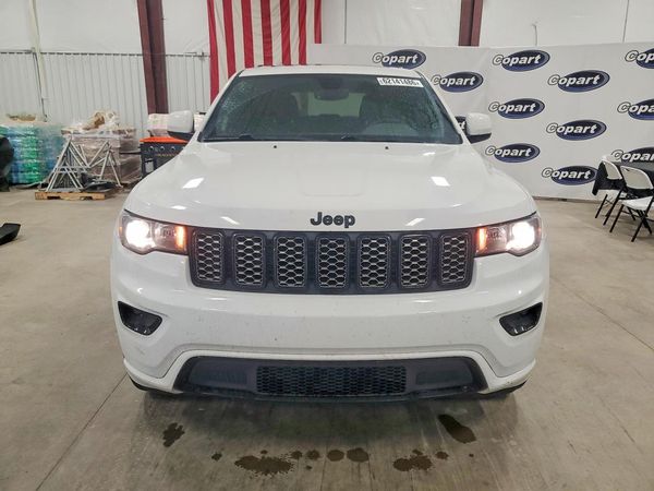 2019 JEEP GRAND CHEROKEE LAREDO 4X2