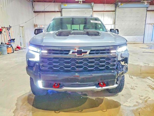 2024 CHEVROLET SILVERADO 1500 ZR2