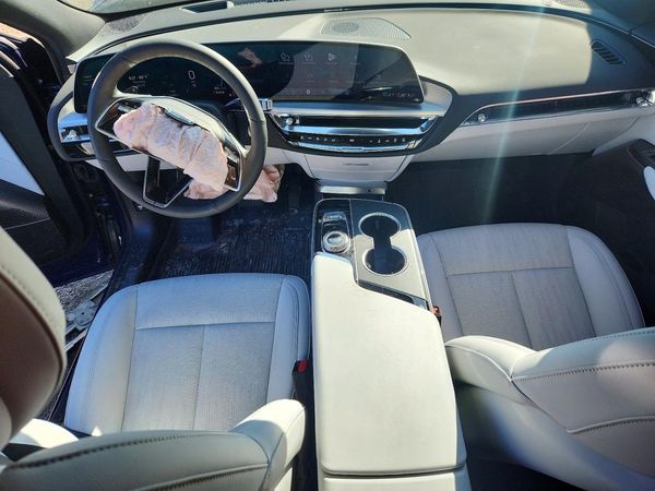 2025 CADILLAC LYRIQ Sport 1