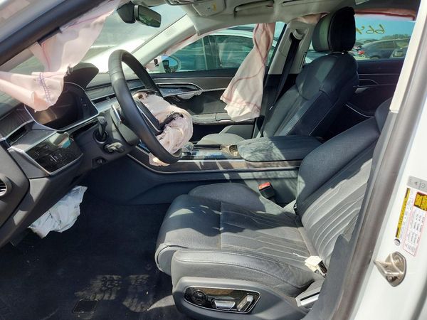 2023 AUDI A8