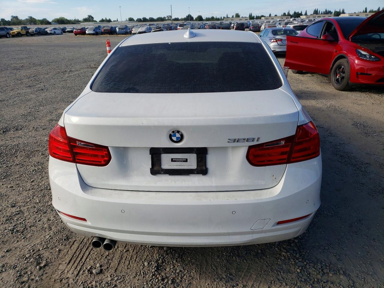 2015 BMW 328