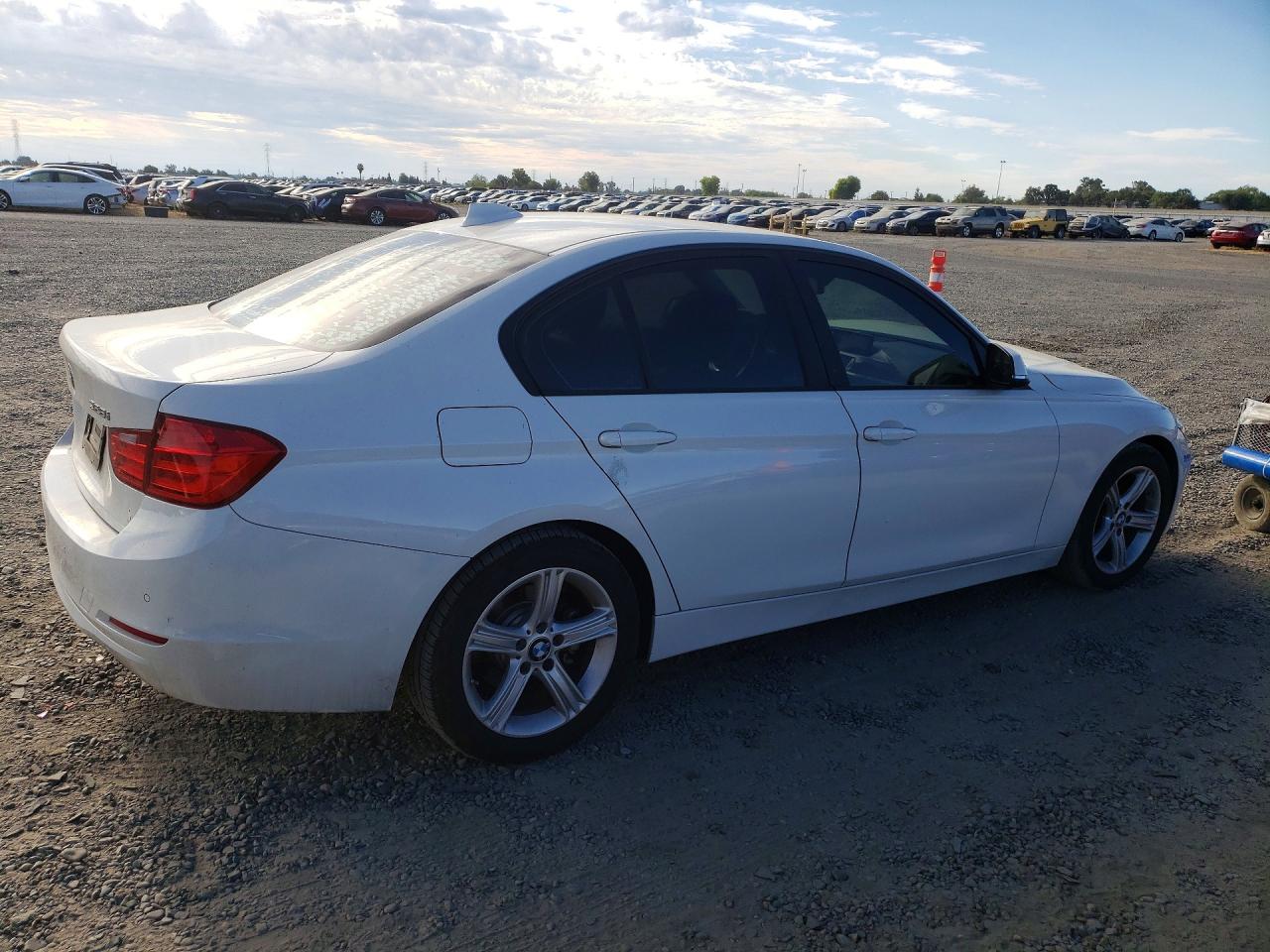 2015 BMW 328