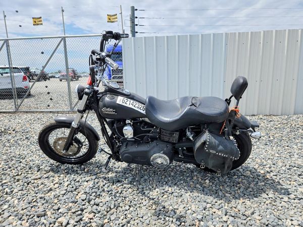 2016 HARLEY-DAVIDSON FXDB