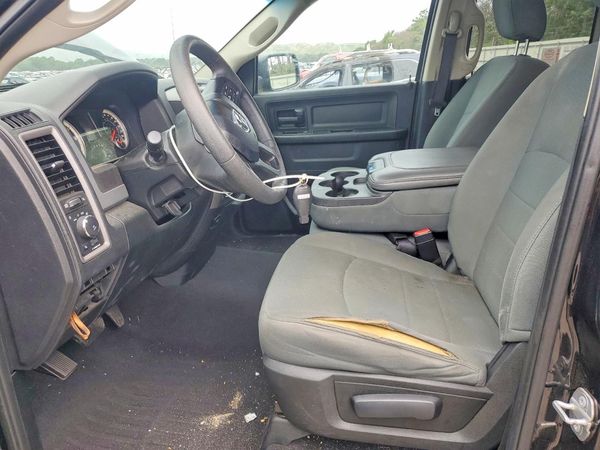 2018 RAM 1500 ST QUAD CAB 4X4