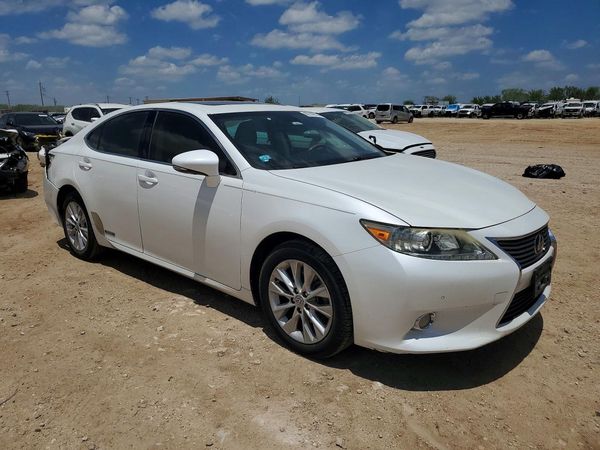 2013 LEXUS ES 300h