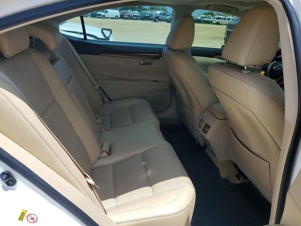 2013 LEXUS ES 300h