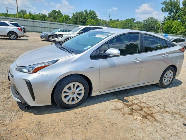 2020 TOYOTA PRIUS