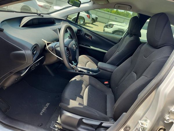2020 TOYOTA PRIUS