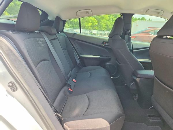 2020 TOYOTA PRIUS