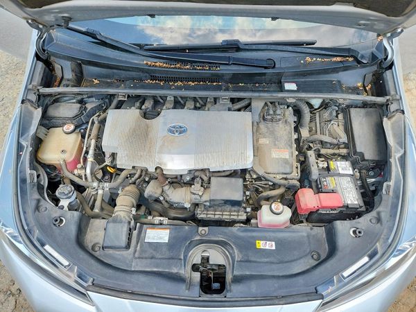 2020 TOYOTA PRIUS
