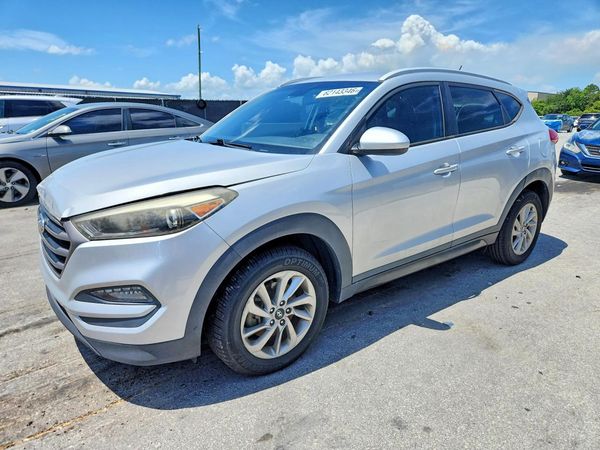 2016 HYUNDAI TUCSON