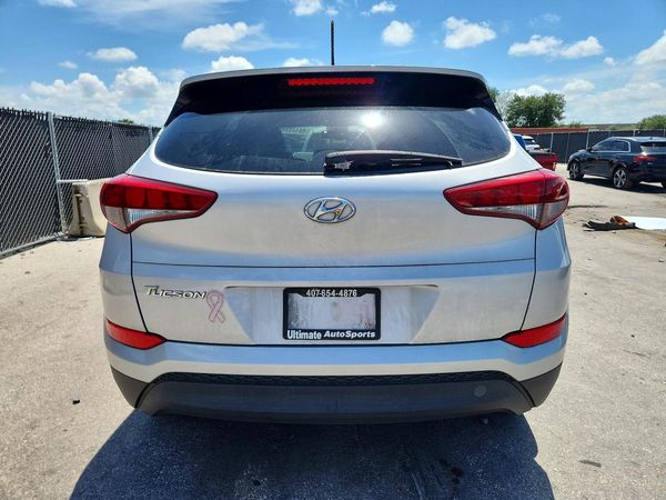 2016 HYUNDAI TUCSON