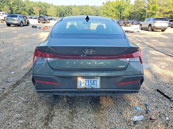 2026 HYUNDAI ELANTRA HYBRID