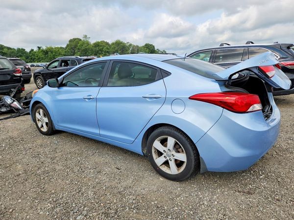 2013 HYUNDAI ELANTRA