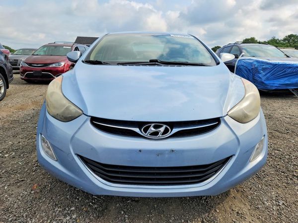 2013 HYUNDAI ELANTRA