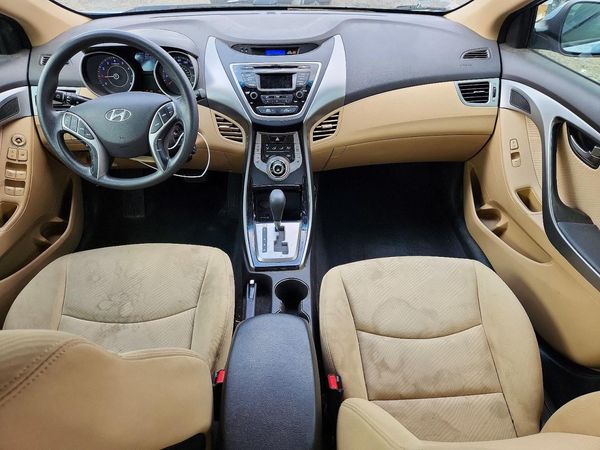 2013 HYUNDAI ELANTRA
