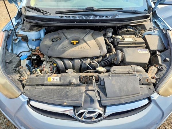 2013 HYUNDAI ELANTRA