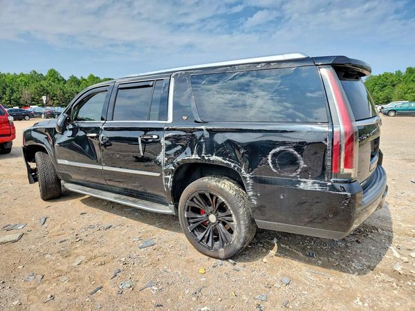 2017 CADILLAC ESCALADE