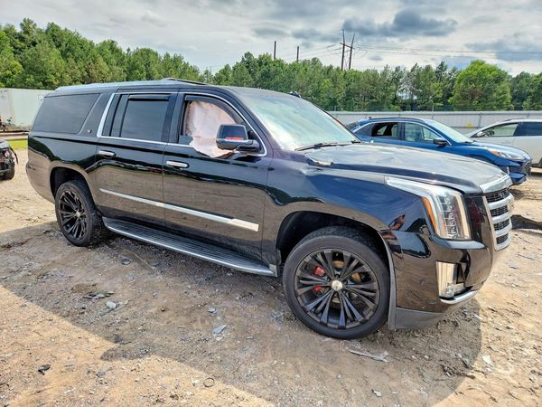 2017 CADILLAC ESCALADE