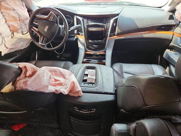 2017 CADILLAC ESCALADE