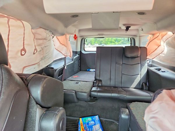 2017 CADILLAC ESCALADE