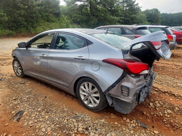 2015 HYUNDAI ELANTRA
