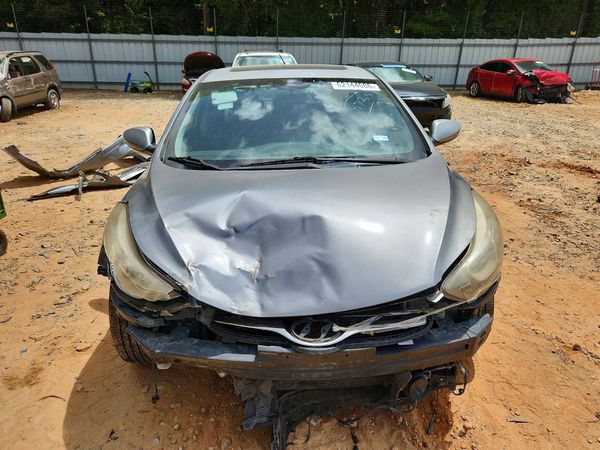 2015 HYUNDAI ELANTRA