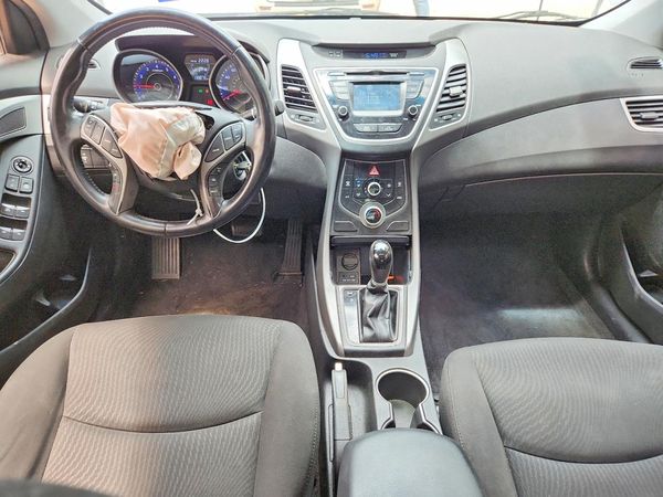 2015 HYUNDAI ELANTRA
